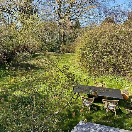 度假居 Mansion Flat With Garden Near And Centre *
